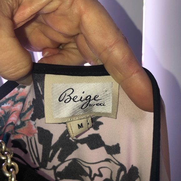 BEIGE BY ECI - M COLD SHOULDER FLORAL DRESS - Picture 5 of 7